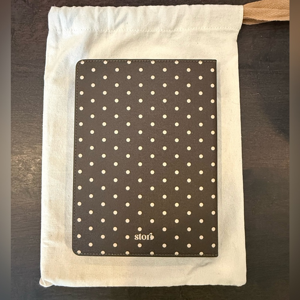 Stori Case for Kindle Paperwhite 12th Edition— Cocoa Dot - Picture 3 of 4